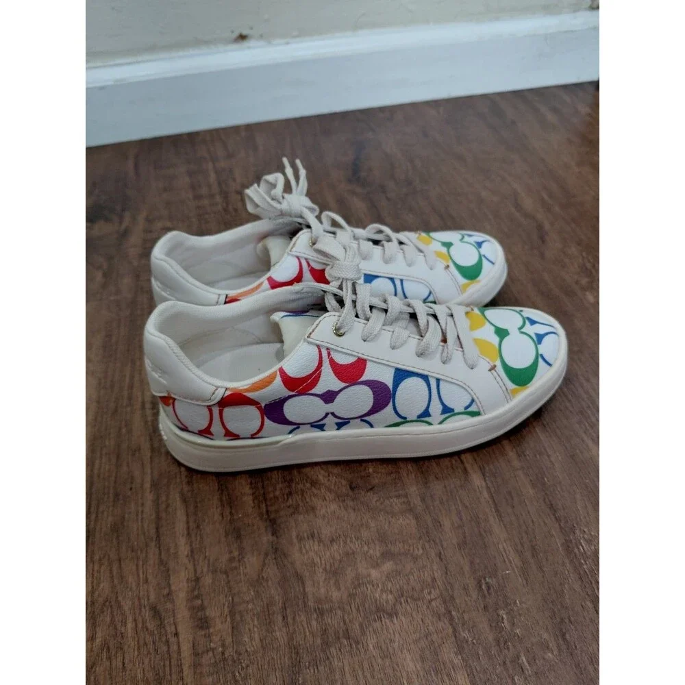 Coach Clip Low Top Sneaker In Rainbow Signature Canvas Women's Size 5.5B